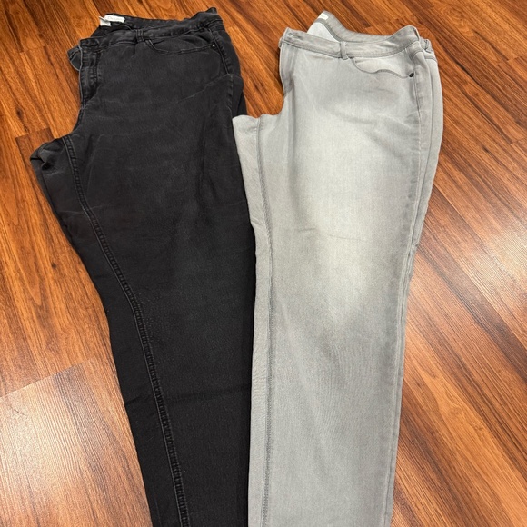 Bundle of 2 Cato Colored Jeans - Picture 1 of 5